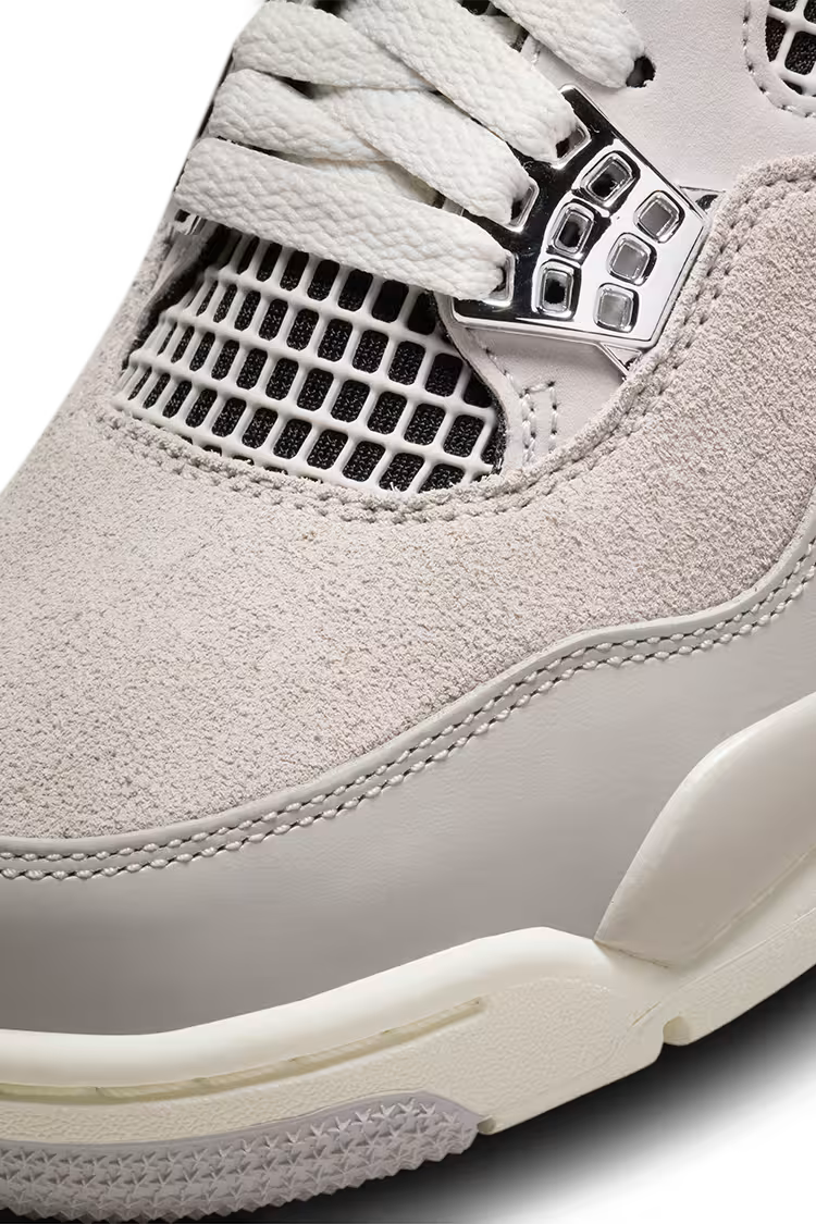 Jordan 4 - Frozen Moments